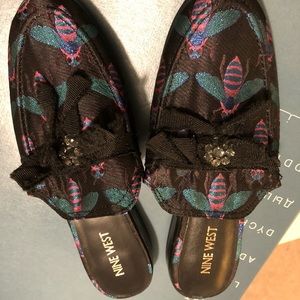 Nine West Bug Slides